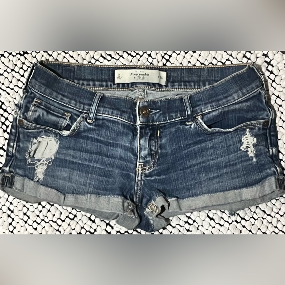 Abercrombie & Fitch Distressed Rolled Cuff Jean Shorts Size 2